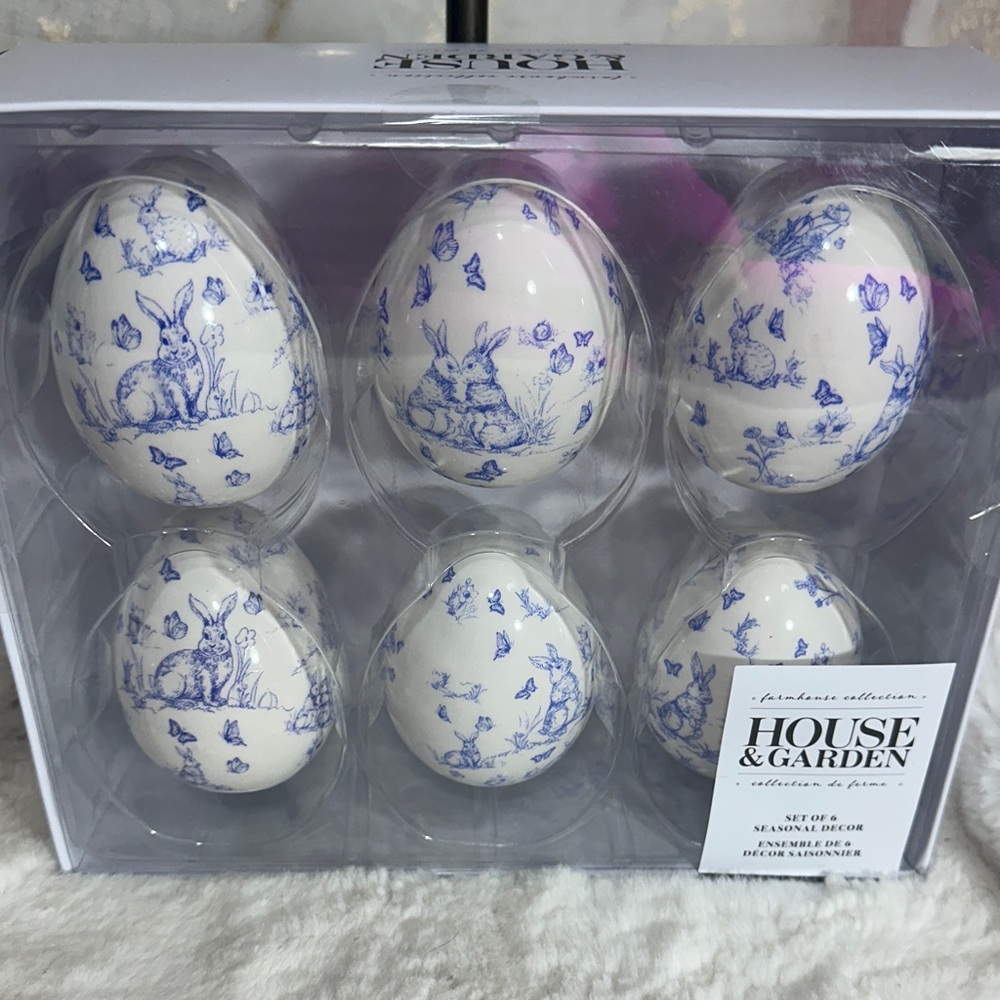 Blue Bunny Porcelain Easter Egg Set NWT